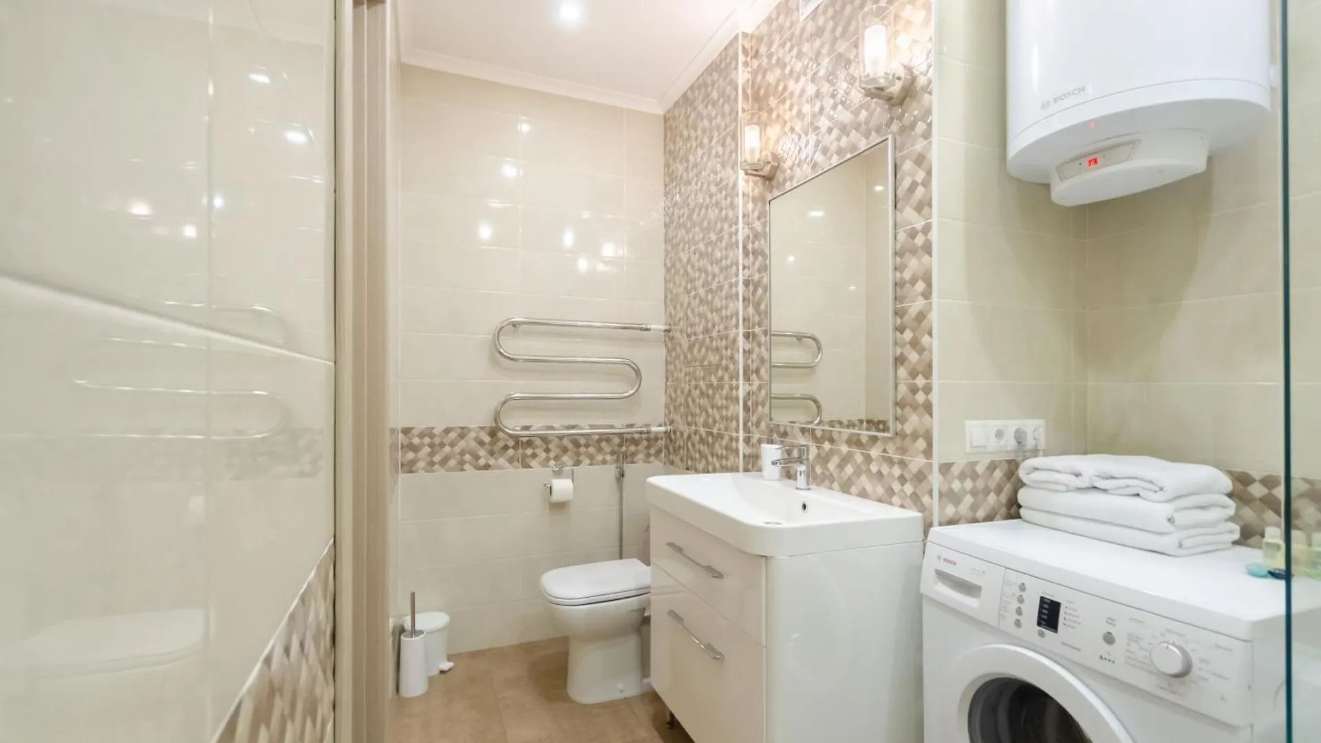 Petrovdom Apartments 3-143 In Rc Central Park, 7 John Mccain Street Kyiv