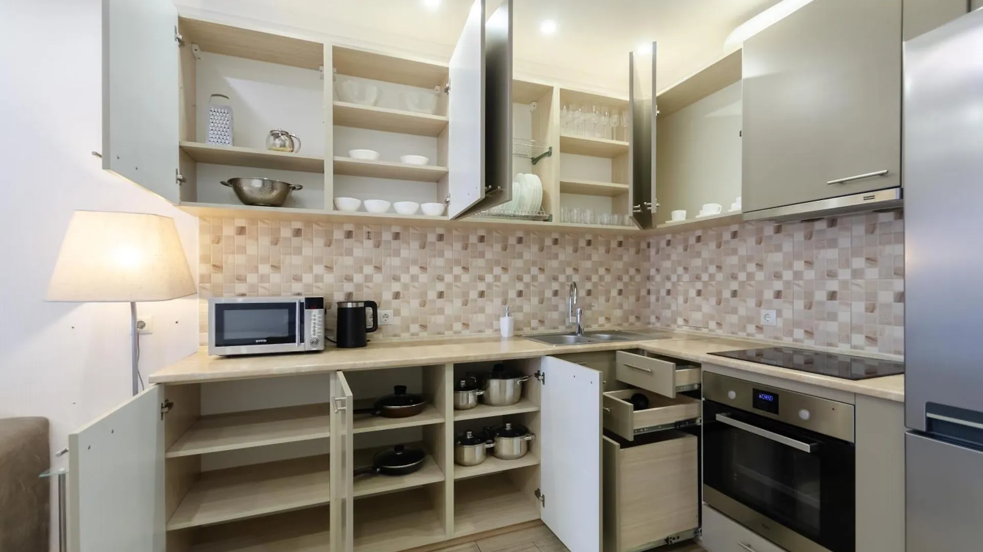 Petrovdom Apartments 3-143 In Rc Central Park, 7 John Mccain Street Kyiv