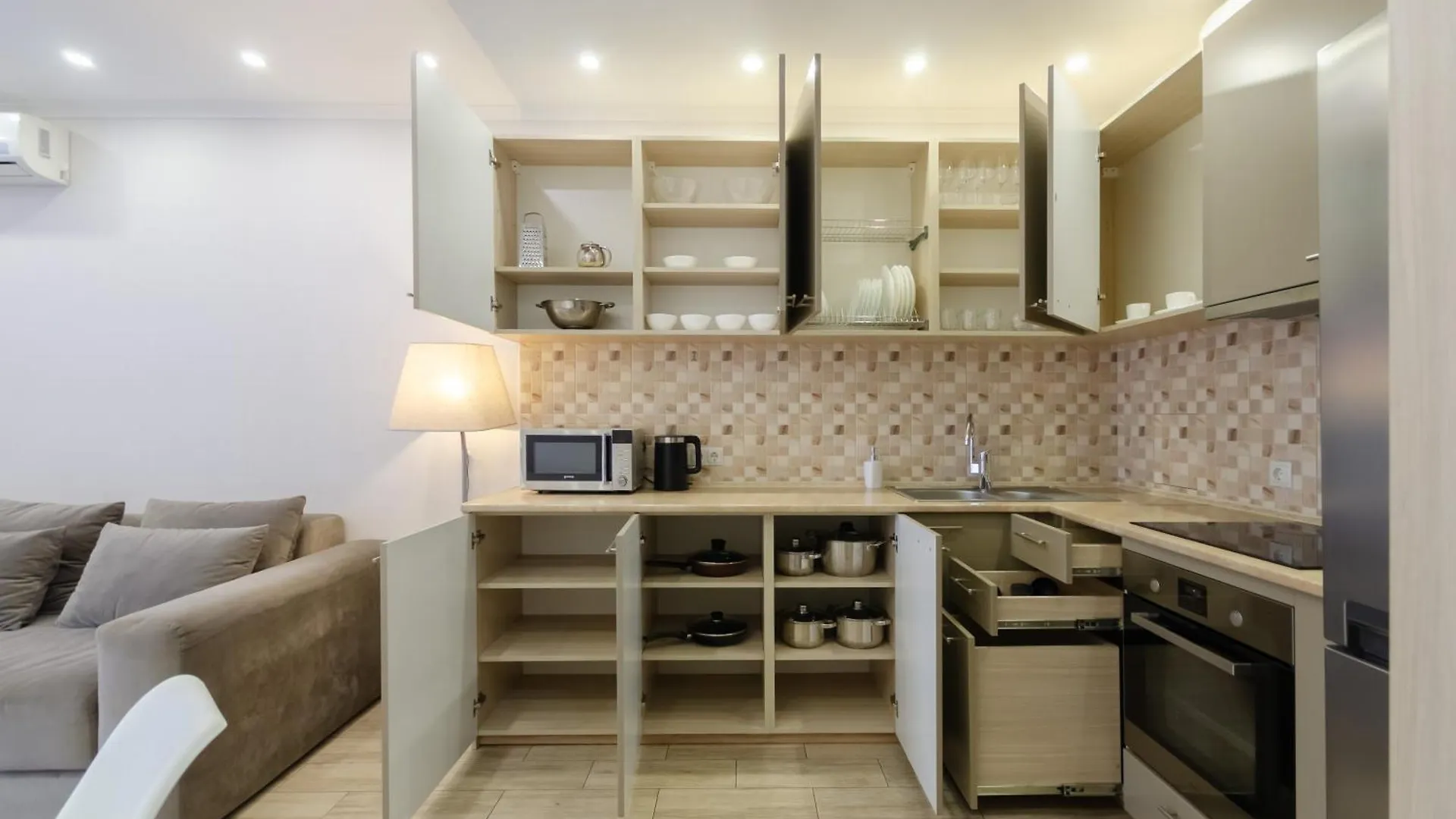 Petrovdom Apartments 3-143 In Rc Central Park, 7 John Mccain Street Kyiv